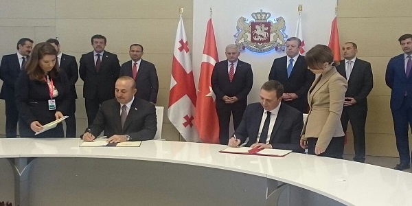Foreign Minister Mevlüt Çavuşoğlu accompanied Prime Minister Binali Yıldırım during his visit to Georgia, 23 May 2017