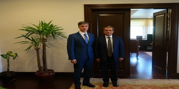 Le Vice-Ministre des Affaires étrangères, l'Ambassadeur Ahmet Yıldız, a eu une réunion avec Vadym Prystaiko, Premier Vice-Ministre des Affaires étrangères d'Ukraine, le 25 mai 2017