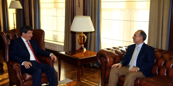 Foreign Minister Davutoğlu receives Hasan Turan, Chairman of Kirkuk Provincial Council.