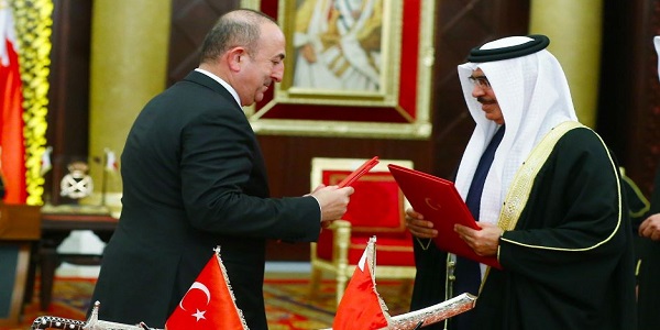 زيارة السيد تشاووش أوغلو وزير الخارجية للبحرين مرافقاً للسيد أردوغان رئيس الجمهورية في جولته الخليجية 