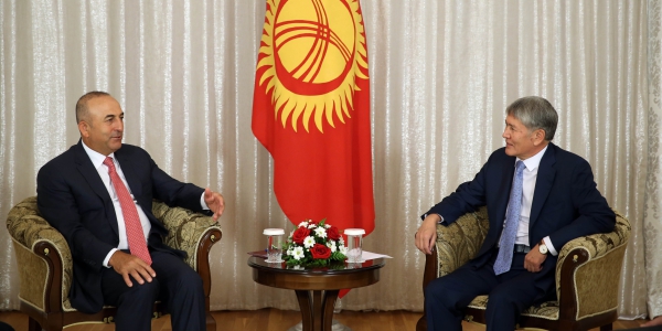 المباحثات التي أجراها السيد تشاووش أوغلو وزير الخارجية في قرغيزستان