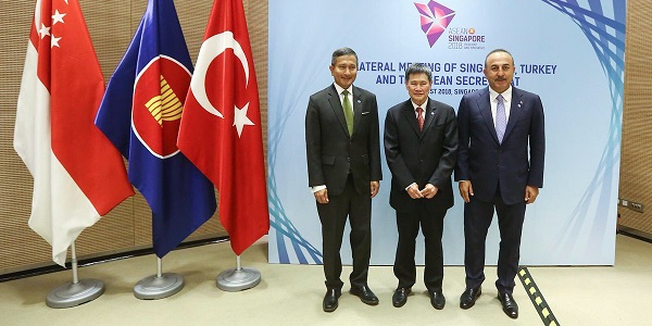 Le ministre des Affaires étrangères Mevlüt Çavuşoğlu a effectué une visite à Singapour pour assister à la 51ème réunion des ministres des Affaires étrangères de l'ASEAN, 31 juillet-3 août 2018