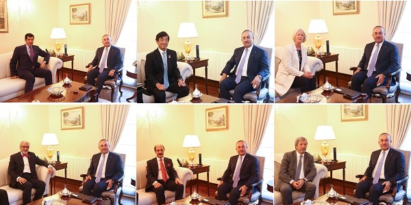 Le ministre des Affaires étrangères, Mevlüt Çavuşoğlu, a rencontré les ambassadeurs du Qatar, du Japon, de la Nouvelle-Zélande, du Koweït, de la Jordanie et de l'Argentine à Ankara, 6 août 2018