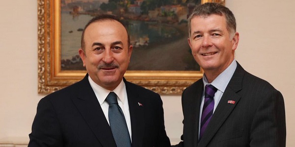 Le Ministre des Affaires étrangères, Mevlüt Çavuşoğlu, a reçu l’Ambassadeur du Royaume-Uni à Ankara, le 11 décembre 2017.