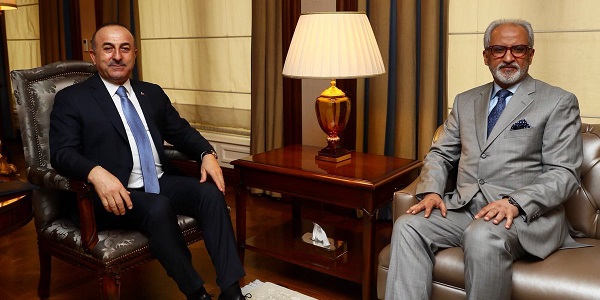 Le Ministre  des Affaires étrangères, Mevlüt Çavuşoğlu, a rencontré l'Ambassadeur du Koweït à Ankara, 22 février 2018