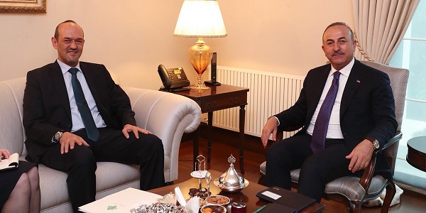لقاء السيد تشاووش أوغلو وزير الخارجية مع السفير اللبناني لدى أنقرة، 20 مارس/آذار 2018