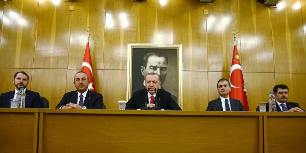 Le Ministre des Affaires étrangères Mevlüt Çavuşoğlu a accompagné le Président Erdoğan au Sommet Turquie-UE qui s'est tenu en Bulgarie, 26 mars 2018 