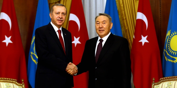 Accompanying President Erdoğan, Foreign Minister Çavuşoğlu paid a visit to Kazakhstan