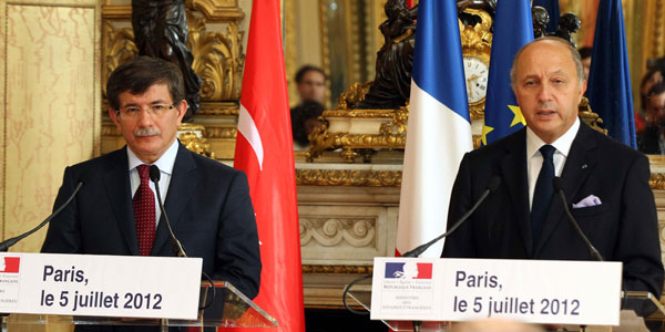 Foreign Minister Davutoğlu visits France