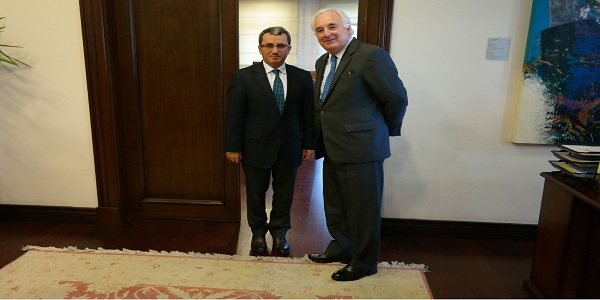 استقبال السفير أحمد يلدز معاون وزير الخارجية للسفير رفائيل مانديفيل سفير إسبانيا لدى أنقرة - 14 آذار/مارس 2017 