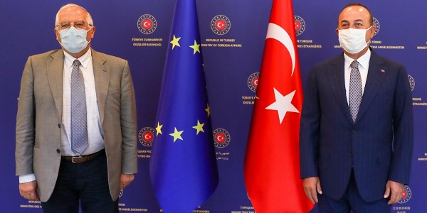 Réunion du ministre des Affaires étrangères Mevlüt Çavuşoğlu avec le haut représentant de l'Union européenne Josep Borrell, 6 juillet 2020