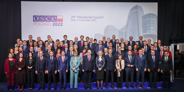 Besuch von Außenminister Mevlüt Çavuşoğlu in Polen zur Teilnahme am 29. Treffen des OSZE-Ministerrats vom 30. November bis 1. Dezember 2022