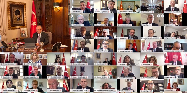 Participation du ministre des Affaires étrangères Mevlüt Çavuşoğlu à la 7ème réunion des ministres des Affaires étrangères du processus d'Astana par téléconférence, 22 avril 2020