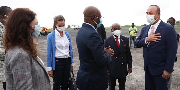Visite du ministre des Affaires étrangères Mevlüt Çavuşoğlu en Guinée équatoriale, 21-22 juillet 2020