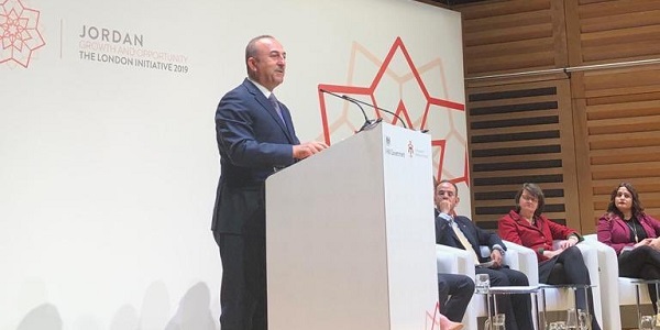 Visite du ministre des Affaires étrangères Mevlüt Çavuşoğlu au Royaume-Uni pour assister à la « Conférence sur la croissance et les opportunités de la Jordanie: Initiative de Londres 2019», 28 février 2019