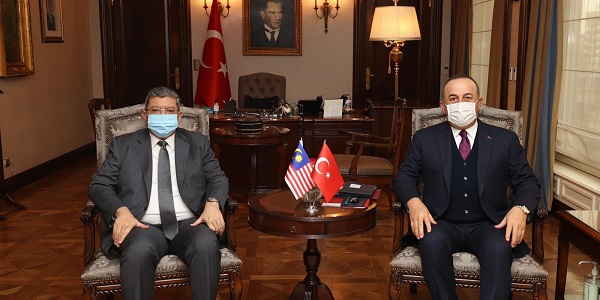 Meeting of Foreign Minister Mevlüt Çavuşoğlu with Foreign Minister Dato Sri Saifuddin Abdullah of Malaysia, 20 December 2021