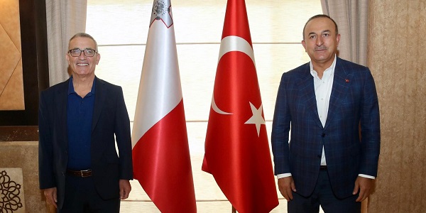 Réunion du ministre des Affaires étrangères Mevlüt Çavuşoğlu avec le ministre des Affaires étrangères et européennes de Malte Evarist Bartolo, 12 septembre 2020