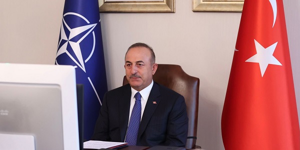 Participation du Ministre des Affaires étrangères Mevlüt Çavuşoğlu à la réunion des Ministres des Affaires étrangères de l'OTAN, le 1er juin 2021