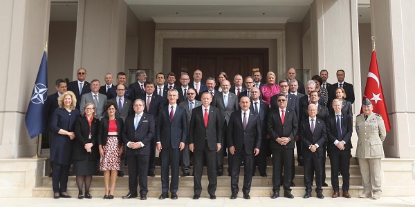 مشاركة السيد تشاووش أوغلو وزير الخارجية في اجتماع مجلس الناتو وشركاء الحوار المتوسطي في الناتو، 6 أيار/مايو 2019
