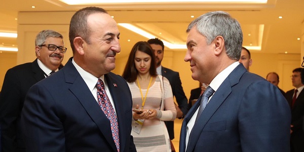 Réunion du ministre des Affaires étrangères Mevlüt Çavuşoğlu avec Vyacheslav Volodin, président de la Douma d'Etat de la Fédération de Russie, 12 octobre 2019