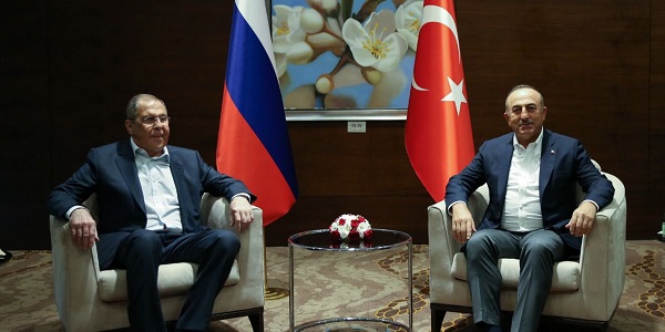 Réunion du ministre des Affaires étrangères Mevlüt Çavuşoğlu avec le ministre des Affaires étrangères de la Fédération de Russie Sergueï Lavrov, 30 juin 2021