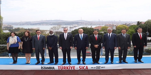 انعقاد الاجتماع الثاني لمنتدى وزراء خارجية الدول المنضوية في منظومة التكامل بين تركيا وأمريكا الوسطى (SICA) في إسطنبول - 20 نيسان/أبريل 2017 