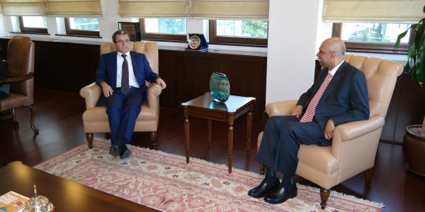 Deputy Foreign Minister Ambassador Yıldız received Ambassador of Singapore