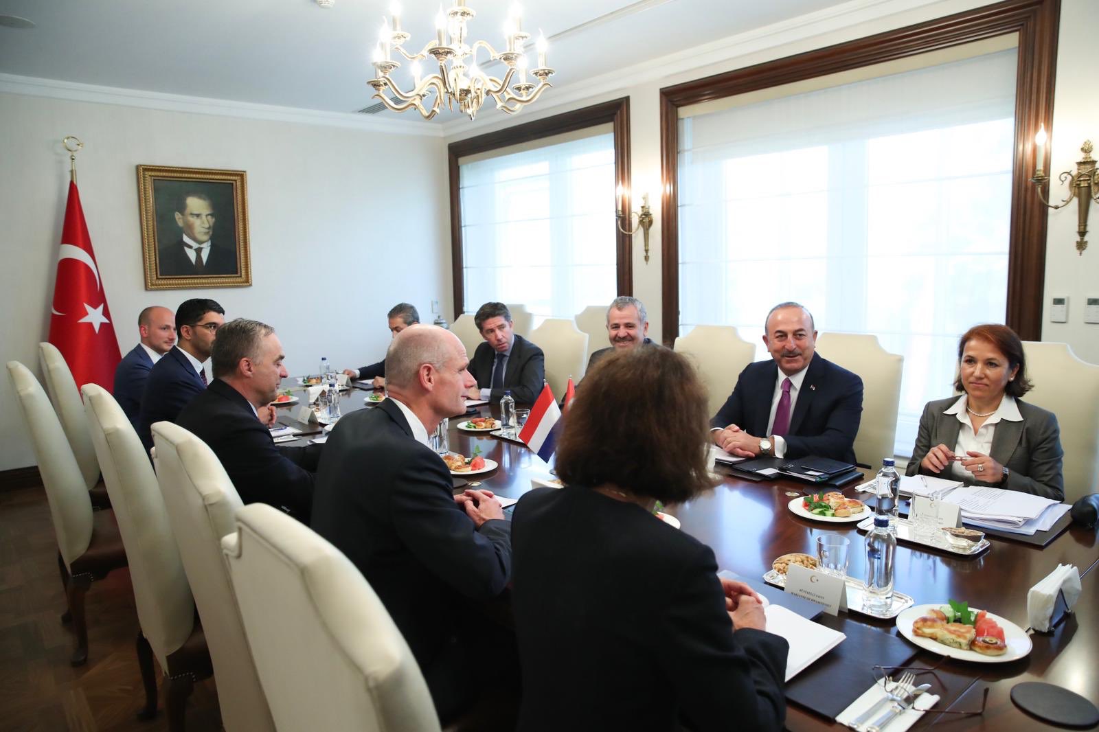 La visite en Turquie de Stef Blok, ministre des Affaires étrangères des ...