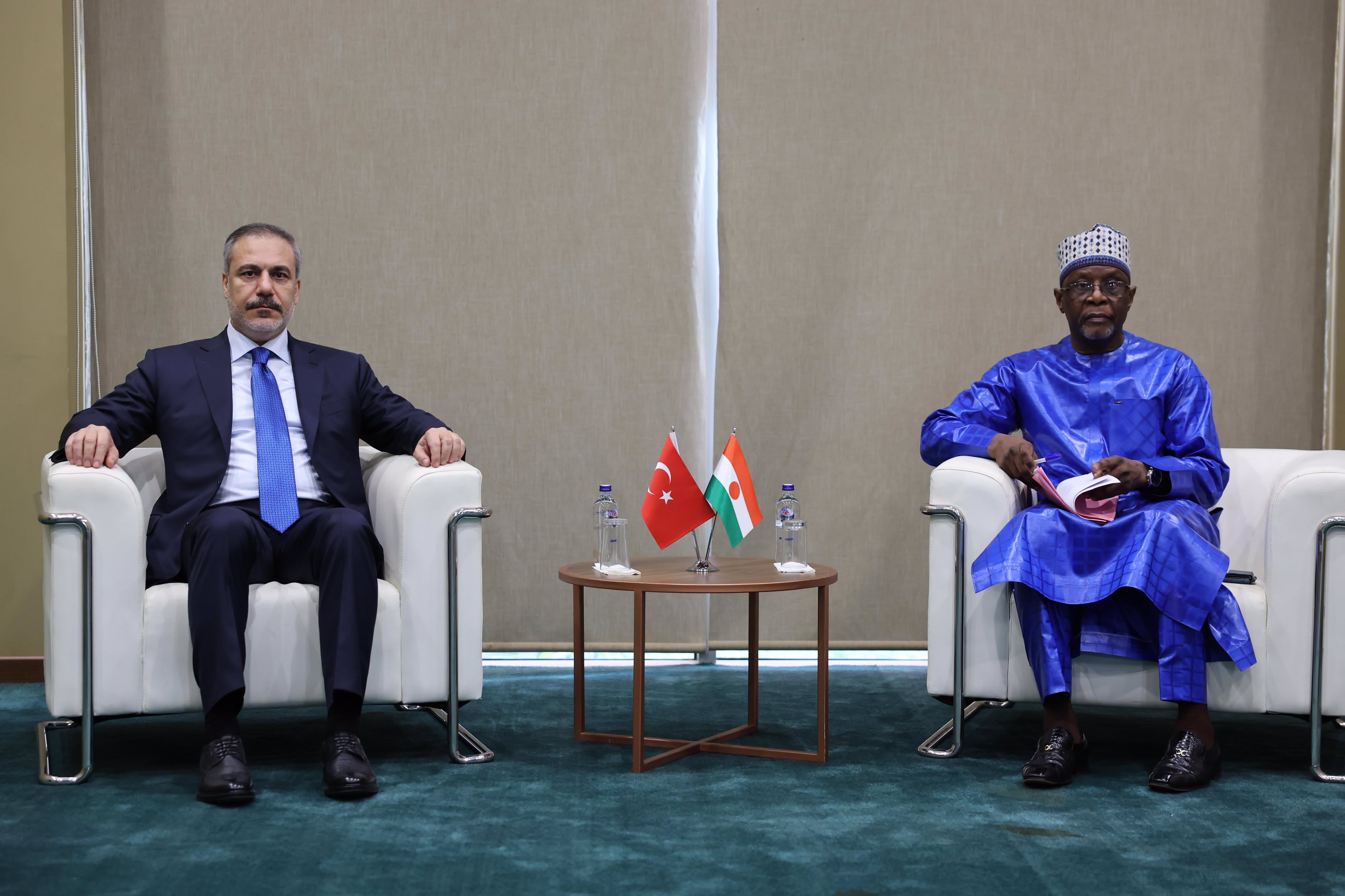 Visite du ministre des Affaires étrangères Hakan Fidan au Niger, 17