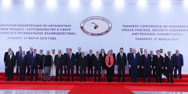 Le Ministre des Affaires étrangères Mevlüt Çavuşoğlu a effectué une visite en Ouzbékistan pour assister à la conférence de Tachkent sur l'Afghanistan, 27 mars 2018