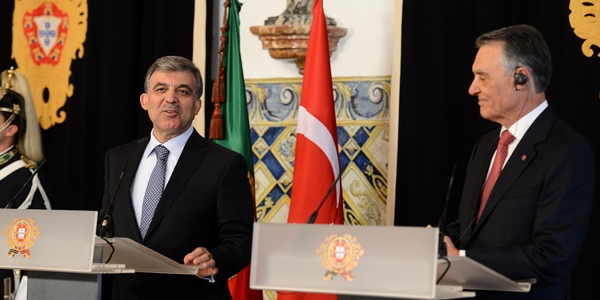 President Gül pays a state visit to Portugal.