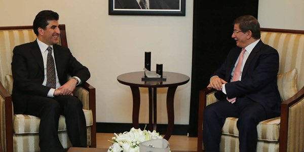 Dışişleri Bakanı Davutoğlu IKBY Başbakanı Barzani ile görüştü.