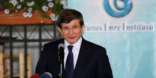 Dışişleri Bakanı Davutoğlu “Diplomatik etkinliğimizi arttırırken kültürel etkinliğimizi de en uzak coğrafyalara kadar yayacağız”