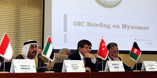 Foreign Minister Davutoğlu asked the OIC to take the lead with regard to the situation of Muslims in Myanmar.