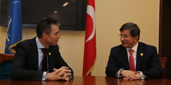 Foreign Minister Davutoğlu met with NATO Secretary General Rasmussen in Rome.