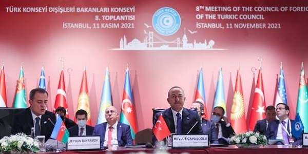 Participation du ministre des Affaires étrangères Mevlüt Çavuşoğlu à la 8ème réunion du Conseil des ministres des Affaires étrangères du Conseil turcique, 11 novembre 2021