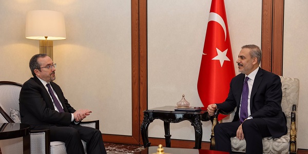 El Ministro de Asuntos Exteriores, Hakan Fidan recibió a John Bass, Subsecretario de Asuntos Administrativos y Subsecretario en funciones de Asuntos Políticos del Ministerio de Asuntos Exteriores de los Estados Unidos, el 15 de abril de 2024, en Ankara.