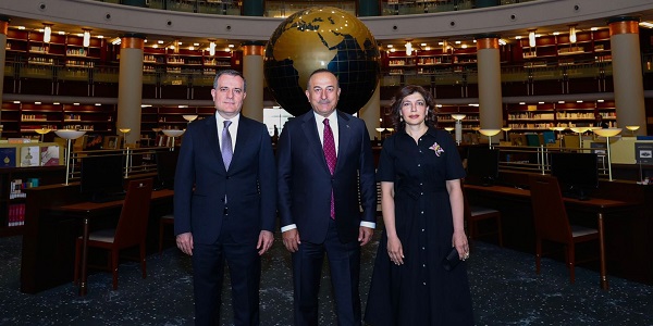 لقاء معالي وزير الخارجية مولود تشاووش أوغلو مع وزير خارجية أذربيجان جيهون بيراموف، 6 يونيو/ حزيران 2022