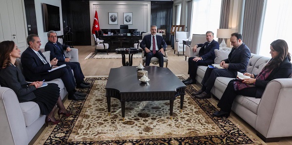 لقاء وزير الخارجية السيد هاكان فيدان مع نائب الأمين العام للأمم المتحدة ومنسق الإغاثة في حالات الطوارئ السيد توم فليتشر، 17 ديسمبر/ كانون الأول 2025، أنقرة