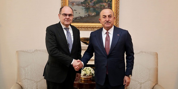 Reunión del Ministro Çavuşoğlu con el Alto Representante para Bosnia y Herzegovina, Christian Schmidt 15 de marzo de 2023, Ankara.