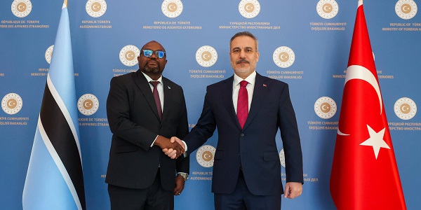 Minister of Foreign Affairs Hakan Fidan met with Phenyo Butale, Minister of International Relations of Botswana, 13 April 2026, Ankara