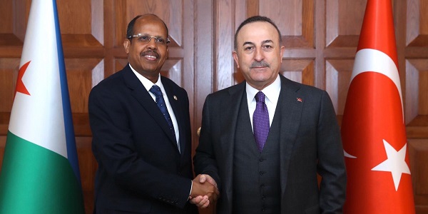 Réunion du ministre des Affaires étrangères Mevlüt Çavuşoğlu avec le ministre des Affaires étrangères de Djibouti Mahmoud Ali Youssouf, 19 février 2020