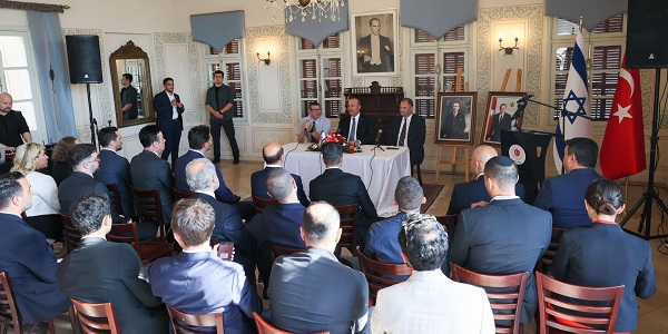 Visite du ministre des Affaires étrangères Mevlüt Çavuşoğlu en Israël, 25 mai 2022