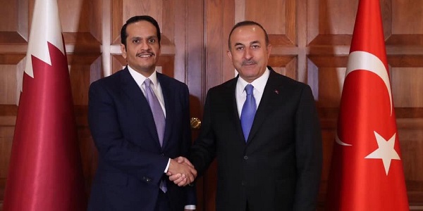 لقاء السيد تشاووش أوغلو وزير الخارجية مع الشيخ محمد بن عبد الرحمن بن جاسم آل ثاني نائب رئيس مجلس الوزراء وزير الخارجية القطري، 9 نيسان/أبريل 2019