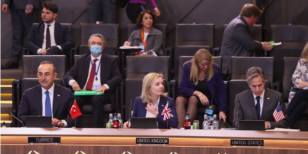 زيارة وزير الخارجية مولود تشاووش أوغلو إلى بلجيكا لحضور اجتماع وزراء خارجية الناتو، 6-7 أبريل/ نيسان 2022