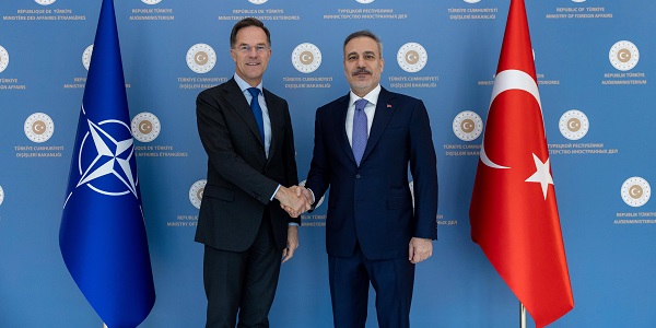 لقاء معالي الوزير مع الأمين العام لحلف الناتو السيد مارك روته، 22 أبريل/ نيسان 2026، أنقرة
