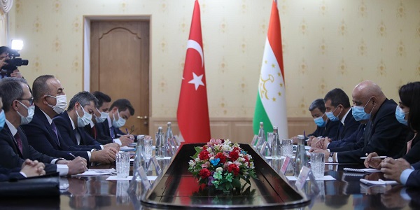 Visite du ministre des Affaires étrangères Mevlüt Çavuşoğlu au Tadjikistan pour participer à la 9ème Conférence ministérielle du Processus d'Istanbul - Cœur de l'Asie, 28-30 mars 2021