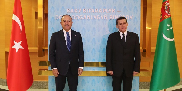 Visite du ministre des Affaires étrangères Mevlüt Çavuşoğlu au Turkménistan, 6 mars 2021