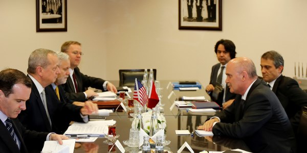 Dışişleri Bakanlığı Müsteşarı Büyükelçi Feridun H. Sinirlioğlu ABD'nin IŞİD’le Mücadele Küresel Koalisyon Özel Temsilcisi Emekli Orgeneral Allen ile görüştü.