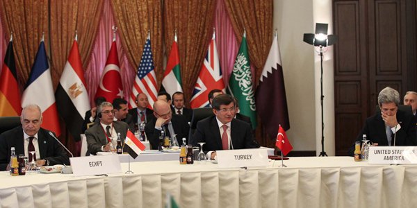 Foreign Ministers in İstanbul called for immediate action to bring the conflict in Syria to an end.